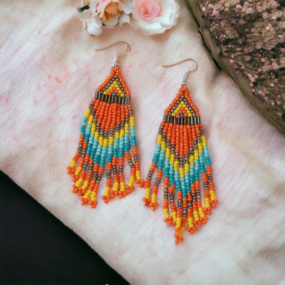 1 Pair Of‎ Bohemian Native American Style Fashion Glass Beaded Handmade Earrings